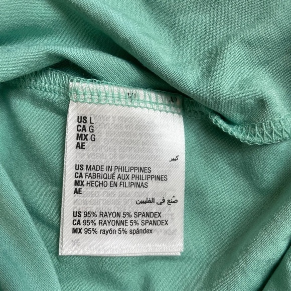 NWT - 3/4 Sleeve Scoop Neck Casual Drape Top in Jade Isle Turquoise - Picture 5 of 5